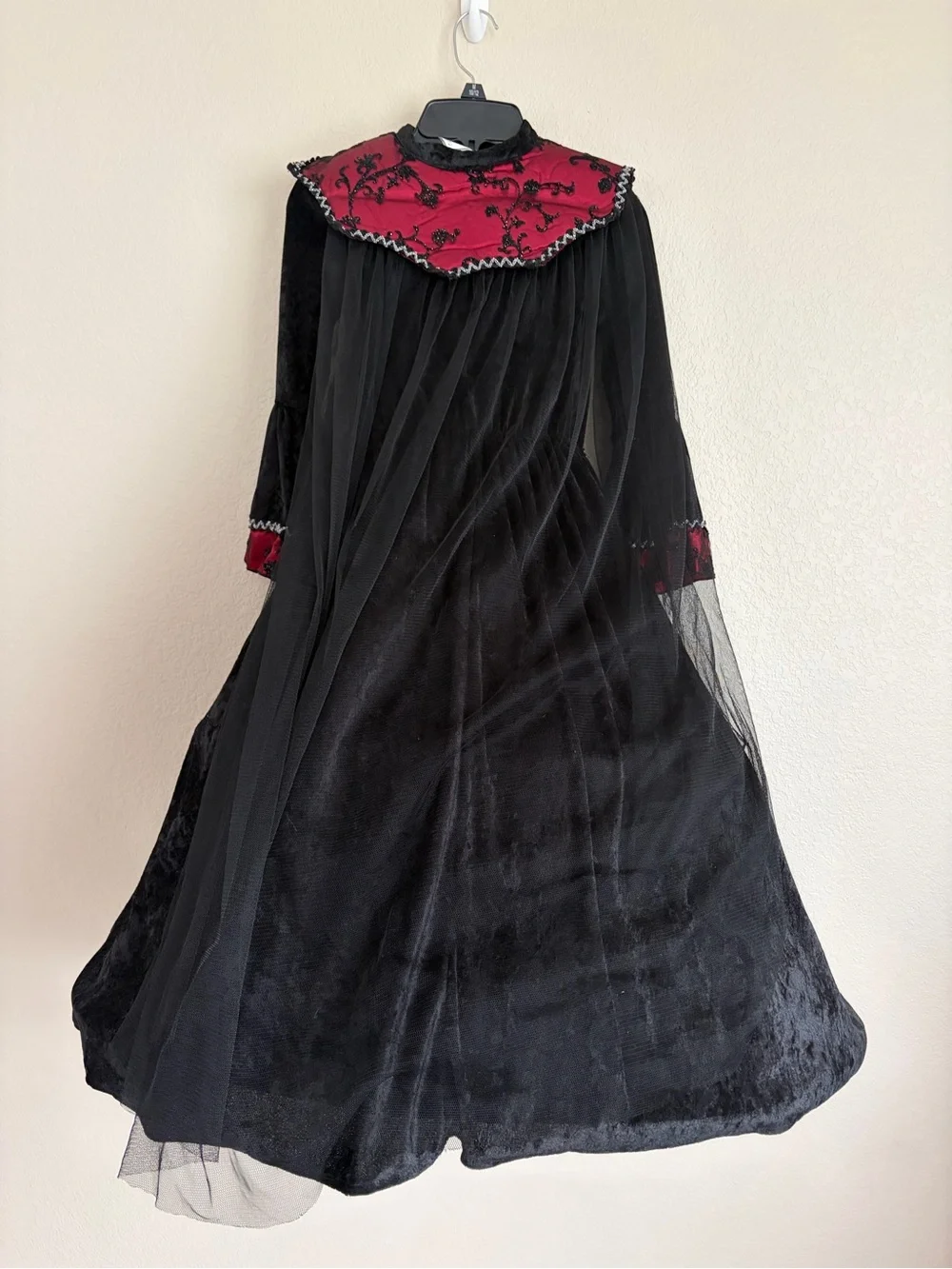 Girls' Black and Burgundy Gothic Vampire Costume Dress
